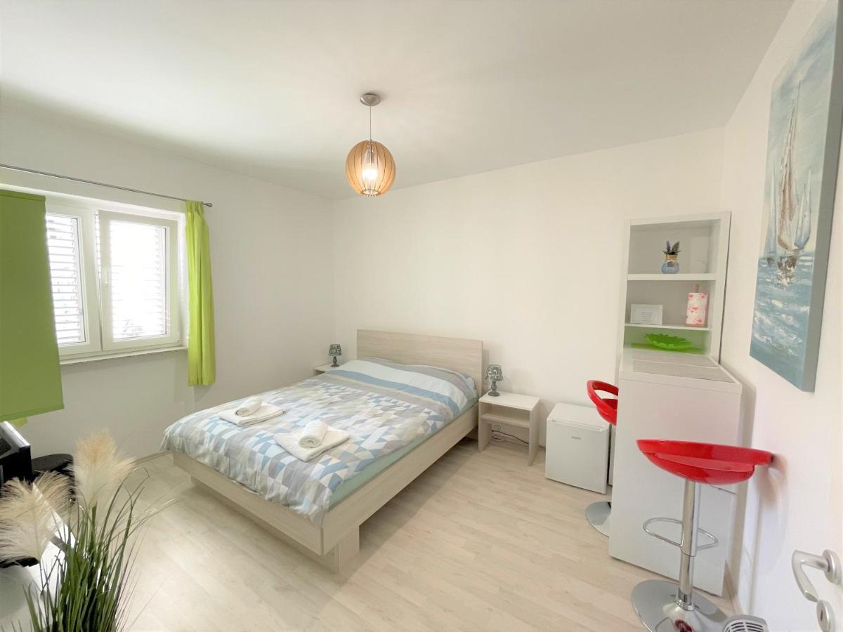 Modern Room Old Town - Задар Экстерьер фото